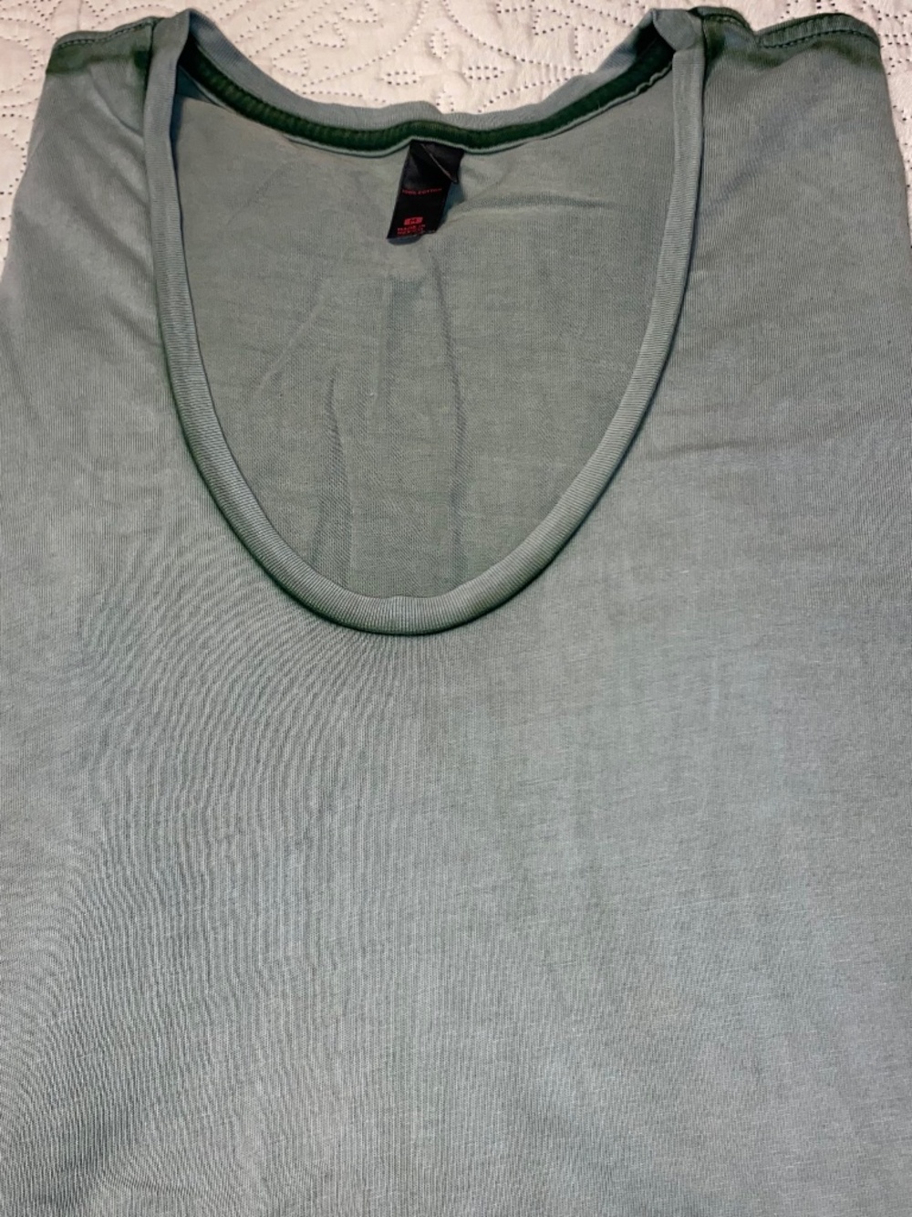 Women’s Green Wash U Neck T Shirt District Sz M